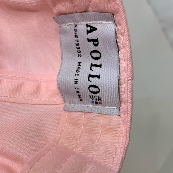 Breast cancer awareness baseball cap in pink. - Picture 4 of 5